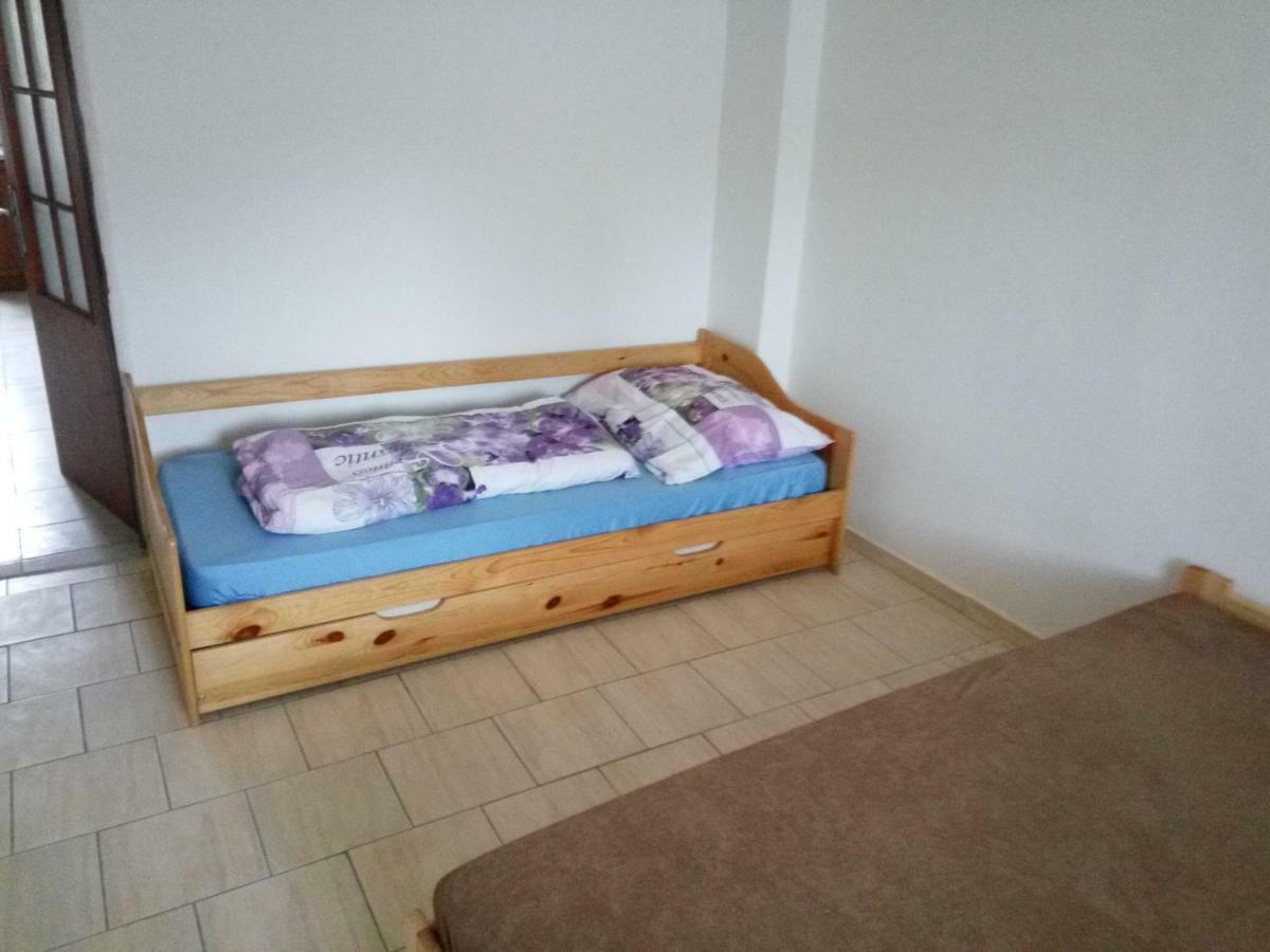 Apartman Suchdol Apartment Bujanov Bagian luar foto