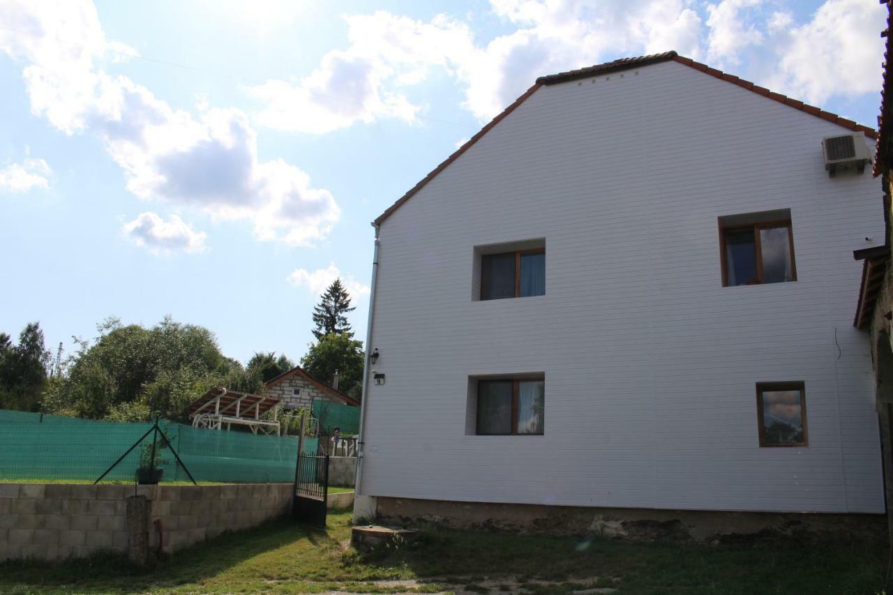 Apartman Suchdol Apartment Bujanov Bagian luar foto